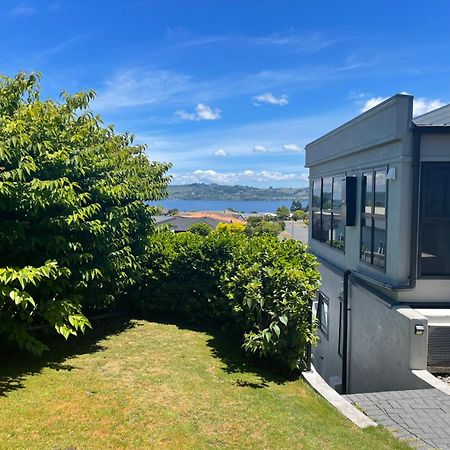 Lake Taupo Holiday Home Eksteriør bilde