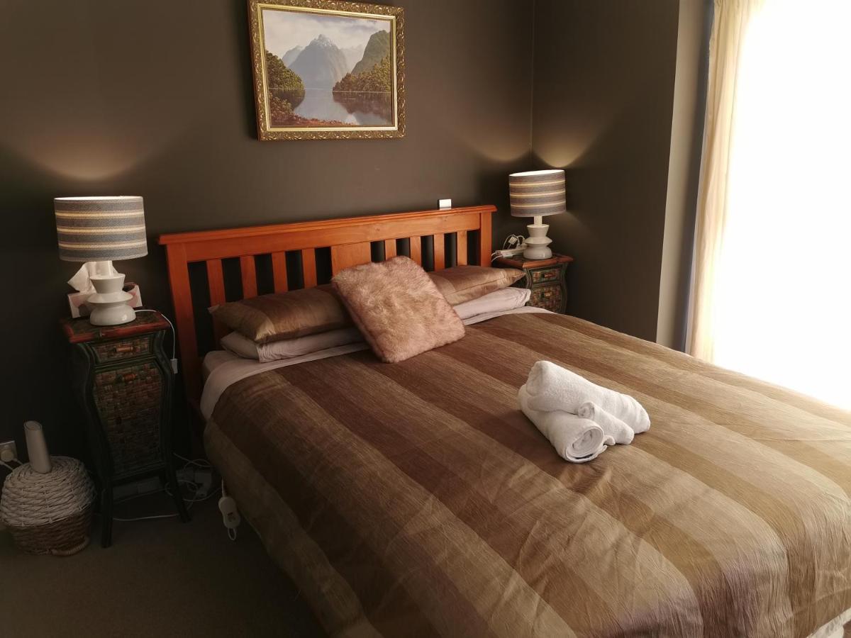 Lake Taupo Holiday Home Eksteriør bilde