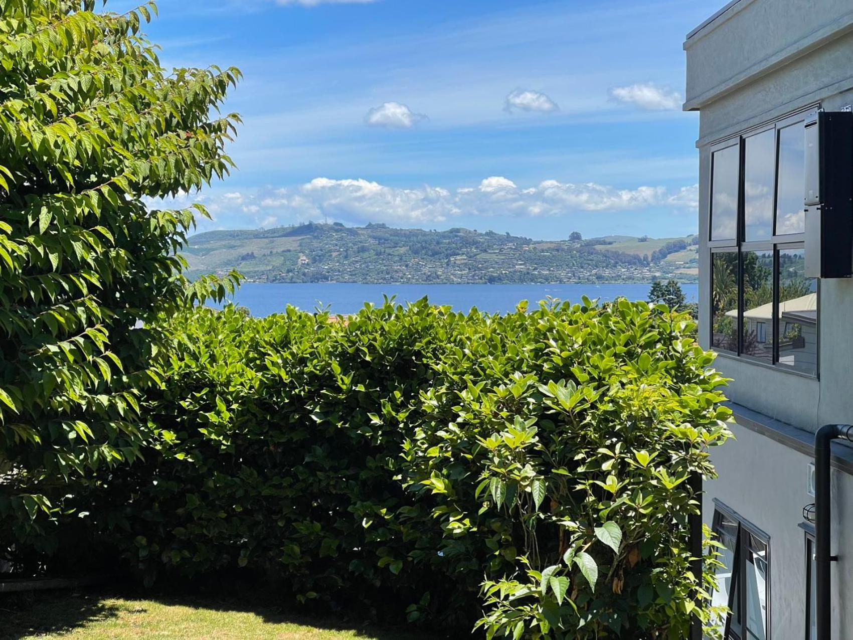 Lake Taupo Holiday Home Eksteriør bilde